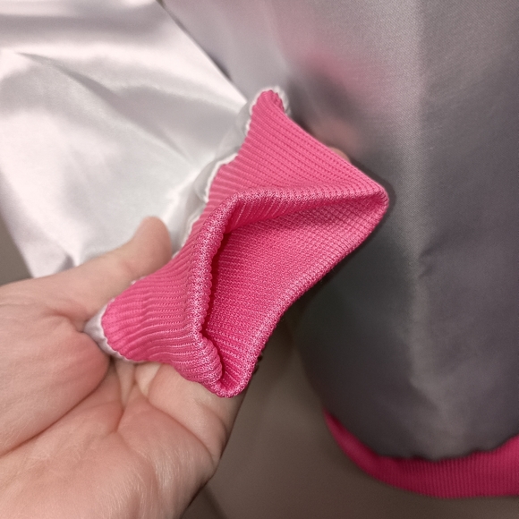 JOJO SIWA BOX EXCLUSIVE Silver Bomber Jacket Never Worn Size M - Picture 4 of 7